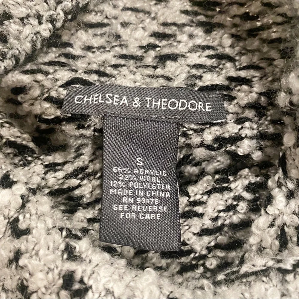 Chelsea & Theodore | Wool Turtleneck Sweater Gray Diamond Size Small